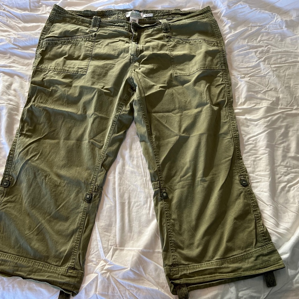 Aventura Capri Pants